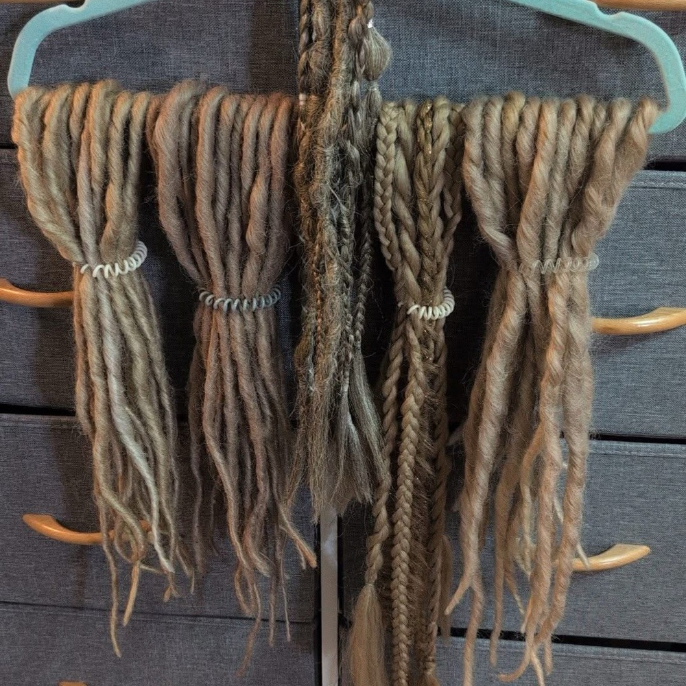 medium blonde Dreadlocks